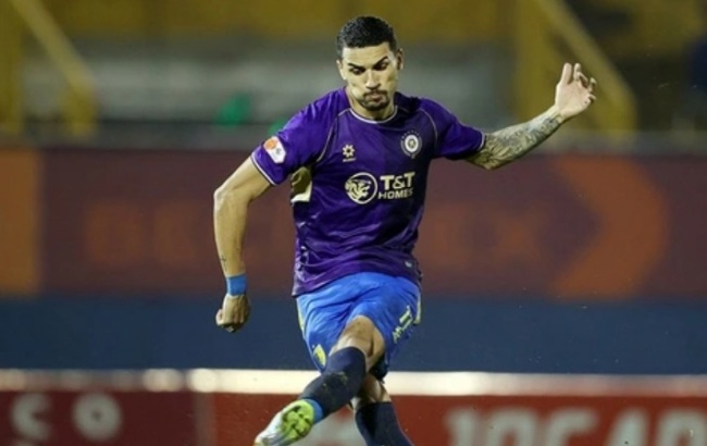 Những ng&ocirc;i sao nhập tịch như Ho&agrave;ng H&ecirc;n c&oacute; cơ hội l&ecirc;n tuyển rất lớn.