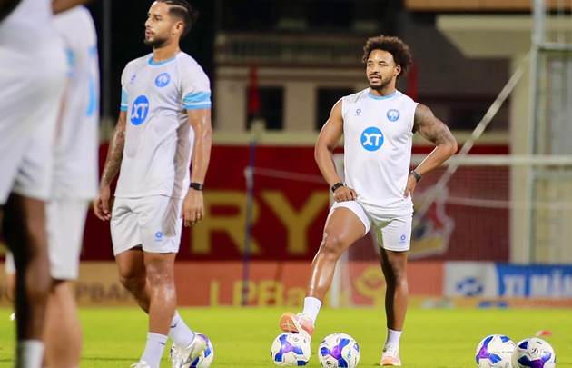 Ảnh bài viết HLV Vũ Hồng Việt trở lại Nam Định, tái hợp Xuân Son