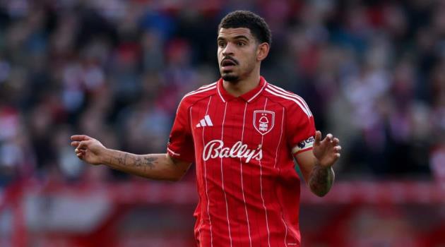 Morgan Gibbs-White được liên kết với MU.