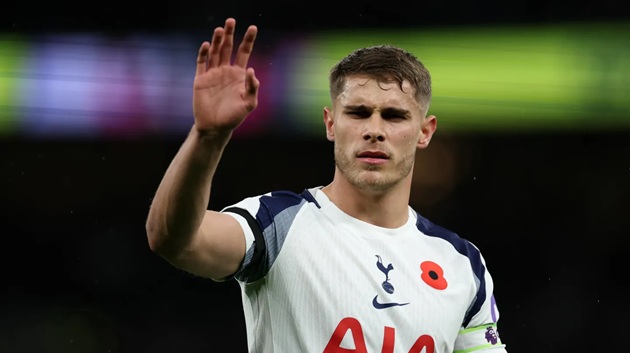 Ảnh bài viết Romano làm rõ vụ Man Utd chiêu mộ Van de Ven