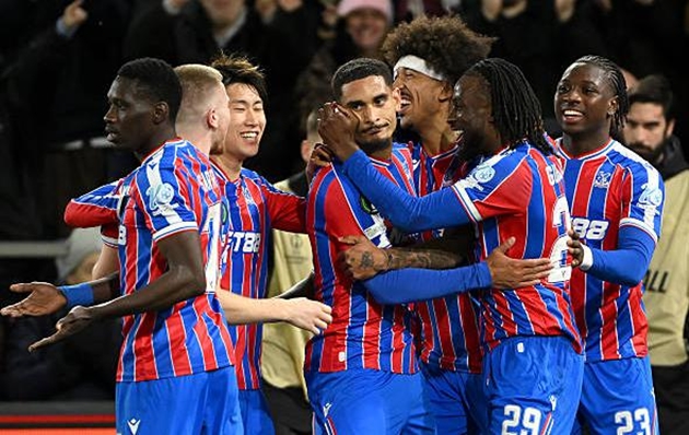 Crystal Palace dễ d&agrave;ng đ&aacute;nh bại Zrinjski Mostar tr&ecirc;n s&acirc;n nh&agrave;.