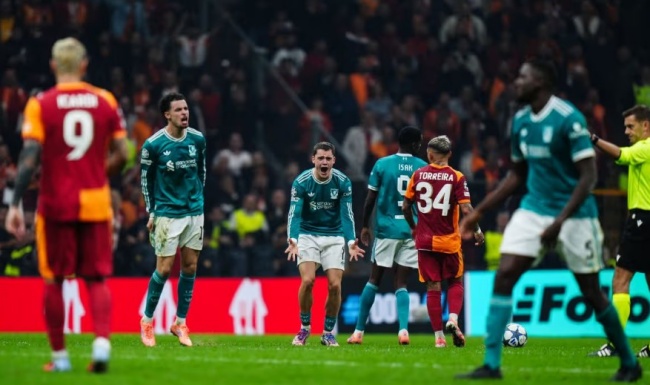 Liverpool từng thất bại trước Galatasaray hồi đầu m&ugrave;a.