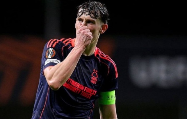 Ryan Yates dính chấn thương.