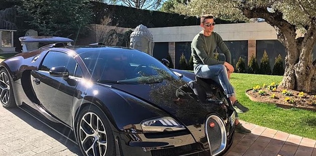 Ronaldo được cho l&agrave; c&oacute; khối t&agrave;i sản trị gi&aacute; 1,04 tỷ bảng Anh.