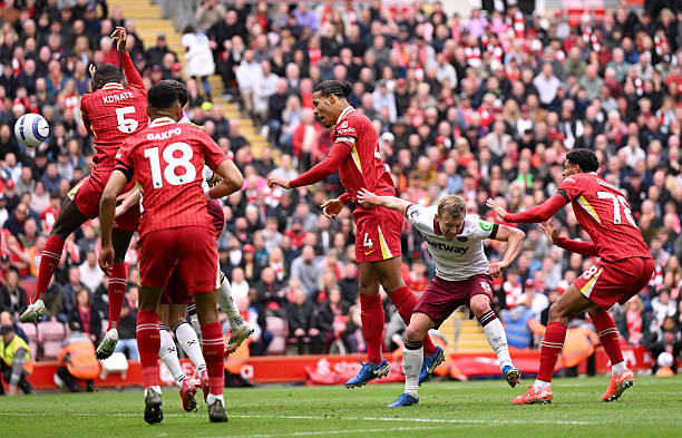 Anfield luôn là "tử địa" của West Ham.