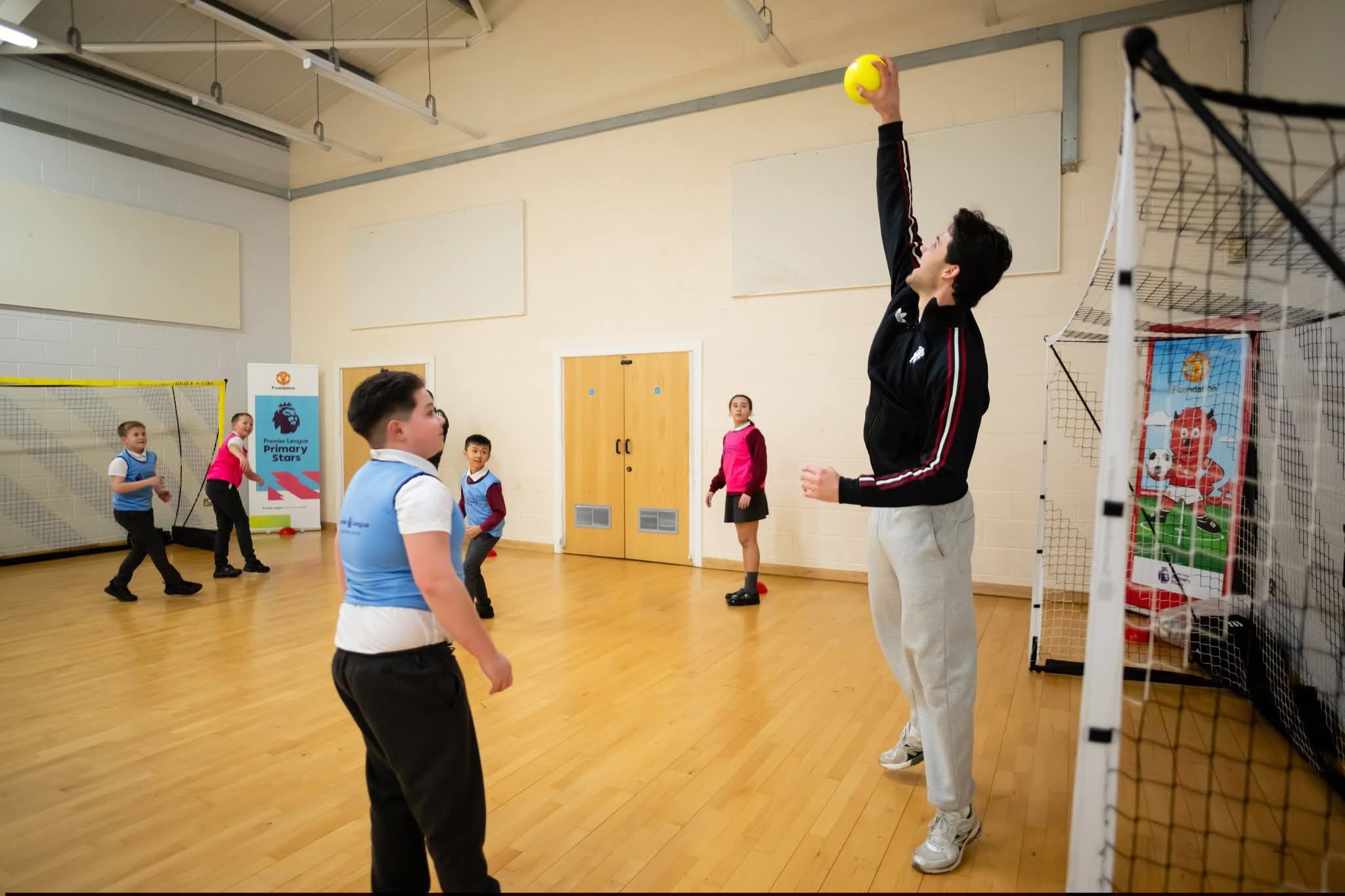 Bản lĩnh thép, trái tim đầy thấu cảm.