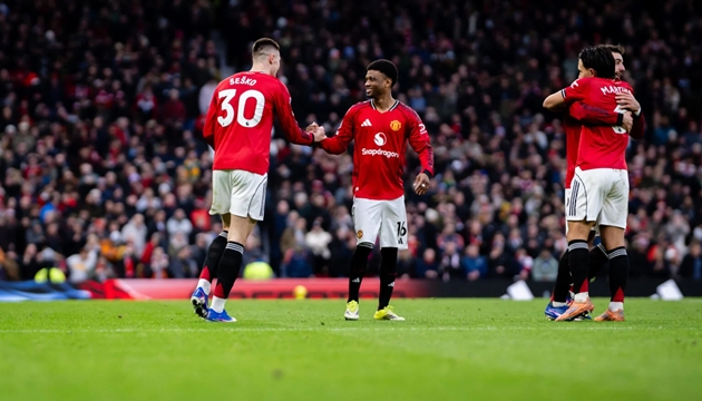 Dưới thời Carrick, ch&acirc;n s&uacute;t người Slovenia đang cho thấy bản th&acirc;n xứng đ&aacute;ng được đ&aacute; ch&iacute;nh.