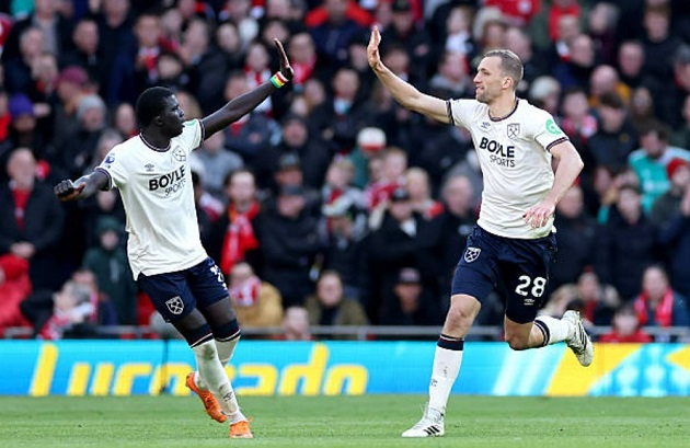 Ảnh bài viết West Ham khiến Anfield nín thở sau bàn gỡ 1-3