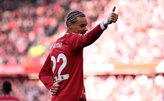 Ekitike c&oacute; trận đấu ch&oacute;i s&aacute;ng trước West Ham.