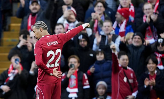 Ảnh bài viết Chấm điểm Liverpool: Ekitike thăng hoa, Mac Allister đẳng cấp