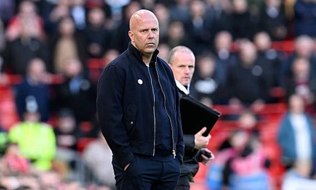 Arne Slot khi&ecirc;m tốn d&ugrave; Liverpool đ&aacute;nh bại West Ham c&aacute;ch biệt.