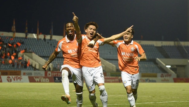 Đ&agrave; Nẵng đ&aacute;nh bại PVF-CAND để nu&ocirc;i hy vọng trụ hạng.