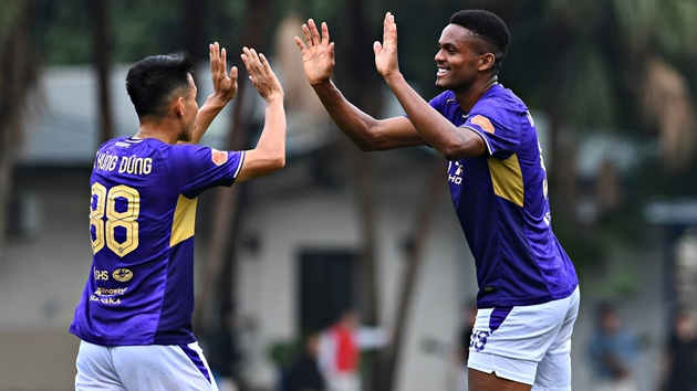 H&agrave; Nội hứa hẹn gặp kh&oacute; trước Thể C&ocirc;ng Viettel.