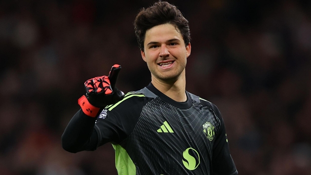 Ảnh bài viết Man Utd đã tìm thấy "Bruno Fernandes phiên bản găng tay"