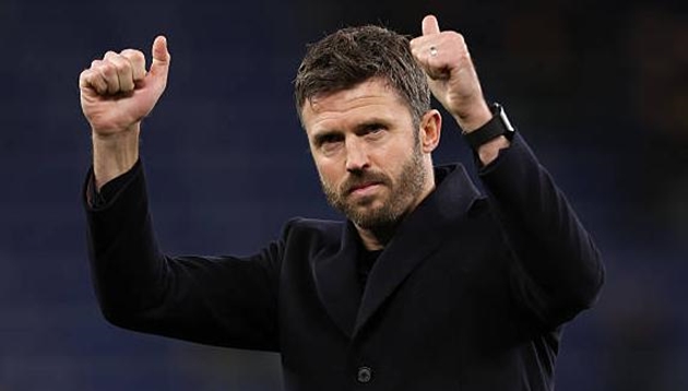 Michael Carrick đang đưa Manchester United đi đ&uacute;ng hướng.