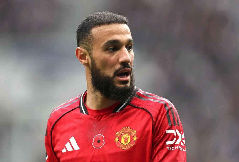 Hậu vệ Noussair Mazraoui.