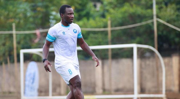 Chadrac Akolo l&agrave; bổ sung chất lượng cho Nam Định.