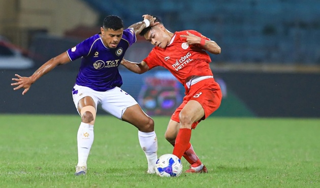 H&agrave; Nội FC kết th&uacute;c trận đấu với chỉ 10 người tr&ecirc;n s&acirc;n.