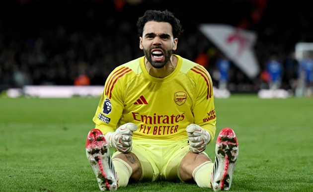 Ảnh bài viết Raya gồng gánh giấc mơ vô địch của Arsenal