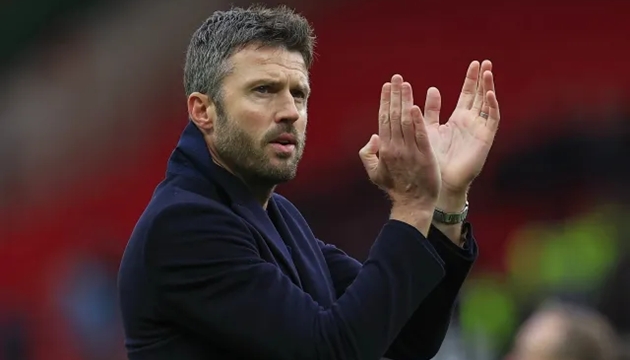 Carrick n&oacute;i r&otilde; t&igrave;nh trạng chấn thương của Maguire v&agrave; Luke Shaw.