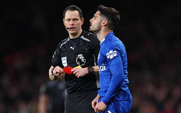 Ảnh bài viết Căn bệnh thẻ đỏ đang tàn phá Chelsea từ bên trong