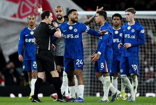 Ảnh bài viết James thừa nhận Arsenal dẫn đầu thế giới về bóng chết