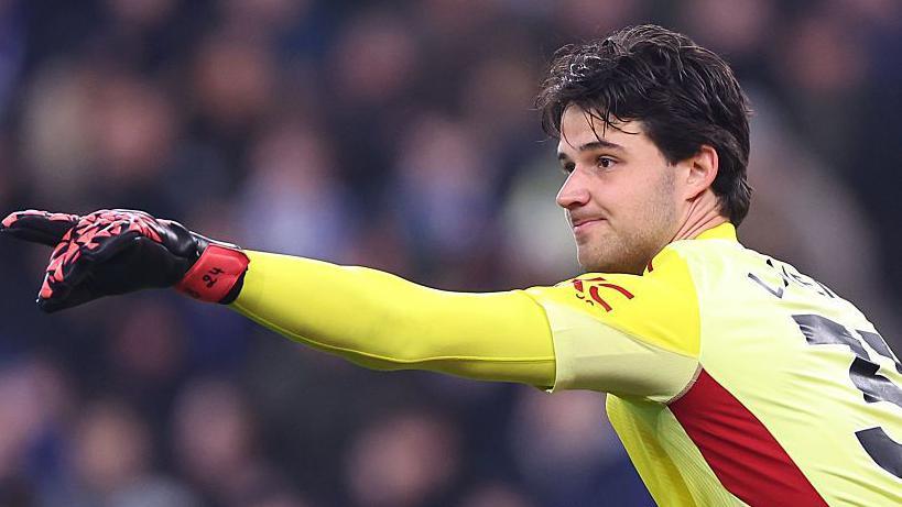 Senne Lammens mang đến sự an t&acirc;m tuyệt đối nơi khung gỗ MU.