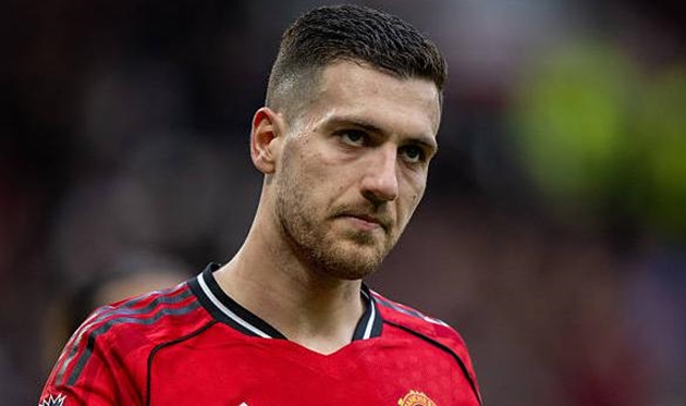 Diogo Dalot muốn Manchester United dự Champions League m&ugrave;a sau.