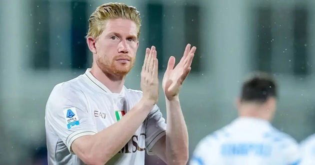 De Bruyne sắp t&aacute;i xuất.