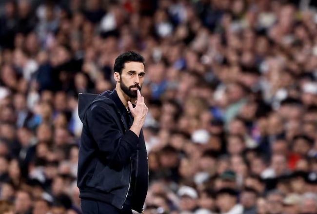 Arbeloa mất điểm trong mắt CĐV Real.