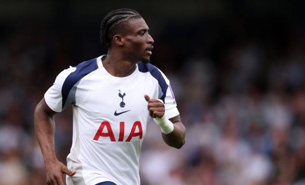 Chelsea đ&atilde; từng để mắt đến Kudus.