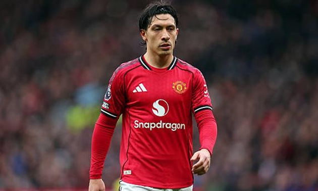 Ảnh bài viết Carrick xác nhận Martinez chưa sẵn sàng đấu Newcastle