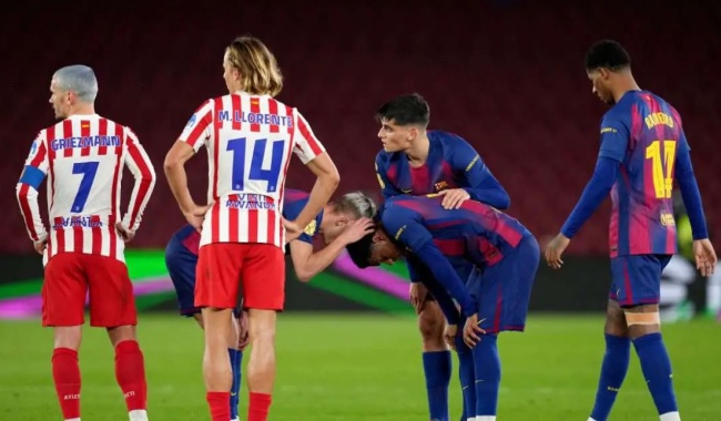 Ảnh bài viết Bị loại khỏi Copa del Rey, Barca còn mất Kounde, Balde