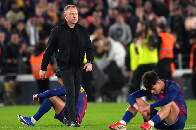 Barca chơi quả cảm nhưng kh&ocirc;ng thể ngược d&ograve;ng.