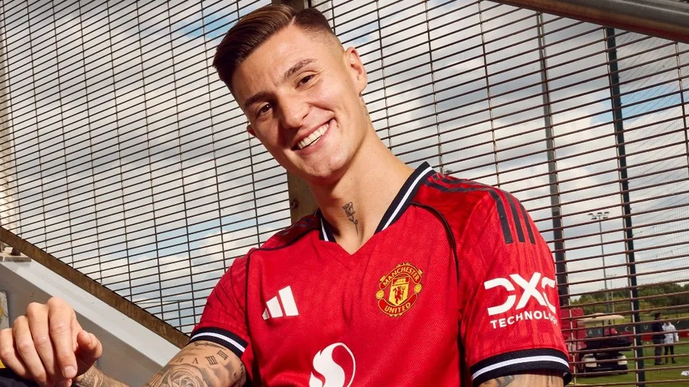 Cuộc tiếp cận kh&aacute;c biệt của United.