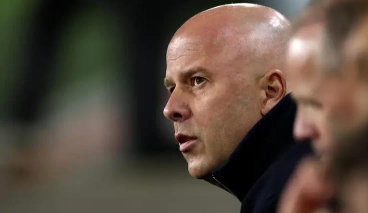 HLV Slot còn nhiều việc phải làm với Liverpool.