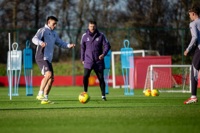 Carrick đang hướng MU tới việc cán đích trong top 4.