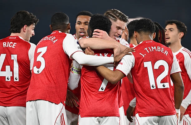 Ảnh bài viết Arsenal bỏ xa Man City 7 điểm sau trận thắng Brighton