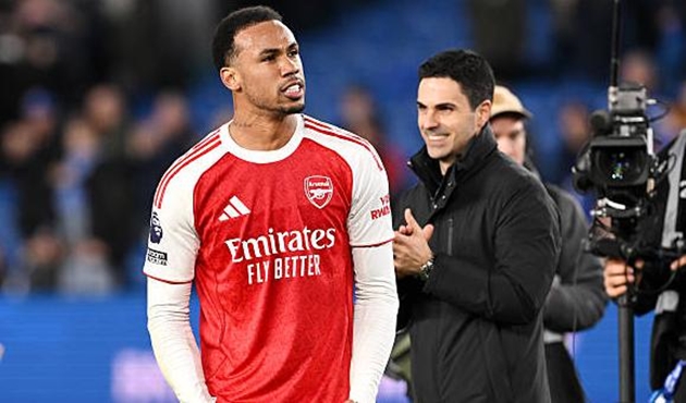 Gabriel v&agrave; Mikel Arteta đều để lại những dấu ấn ở trận đấu n&agrave;y.