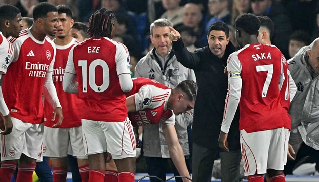 Arsenal nỗ lực gi&agrave;nh lấy 3 điểm qu&yacute; gi&aacute;.