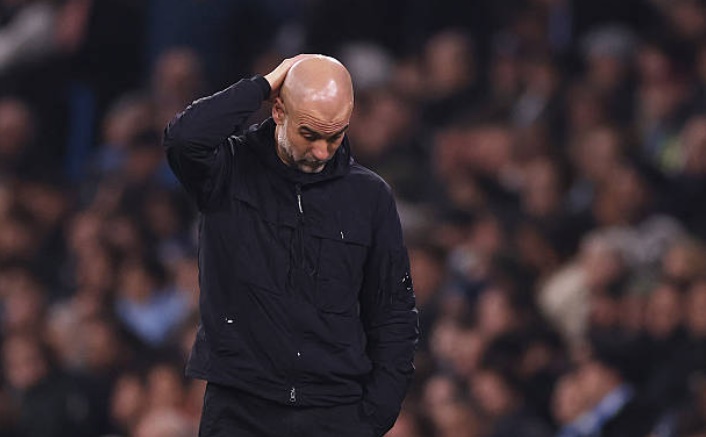 Pep Guardiola đối mặt với h&agrave;ng loạt vấn đề sau trận h&ograve;a Man City.
