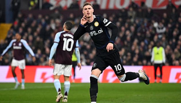 Cole Palmer chơi đầy nỗ lực v&agrave; quyết t&acirc;m.