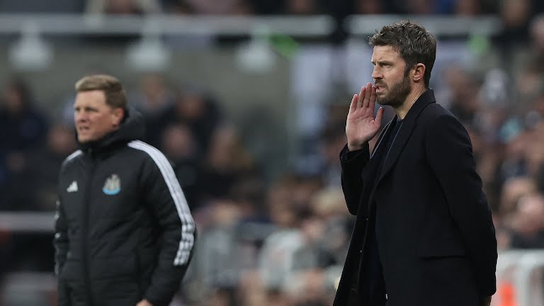 Carrick từ chối đổ lỗi cho c&aacute;ch d&ugrave;ng Cunha.