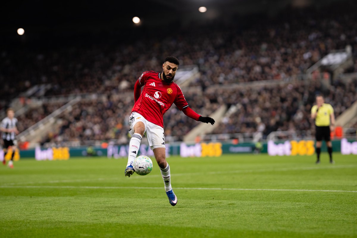 Noussair Mazraoui – 7 điểm. Có một trận đấu tròn vai, đủ để giữ vững suất đá chính trước Diogo Dalot.