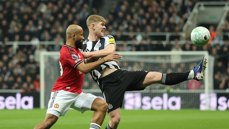 Bryan Mbeumo – 6,3 điểm. Lẽ ra phải ghi bàn trong hiệp một khi bóng tìm đến anh trong tư thế hoàn toàn trống trải trong vòng cấm. Đây không phải là một ngày thi đấu tốt của anh.