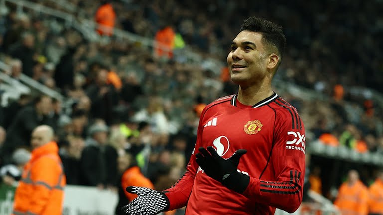 Ảnh bài viết Chấm điểm MU: Casemiro xuất sắc nhất; Yoro 6,2 điểm