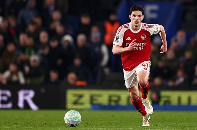 Declan Rice (7/10): V&agrave;i lần mắc lỗi c&aacute; nh&acirc;n nhưng tự sửa sai bằng những pha l&ugrave;i về kịp thời. Đ&oacute;ng vai tr&ograve; quan trọng trong hiệp hai.