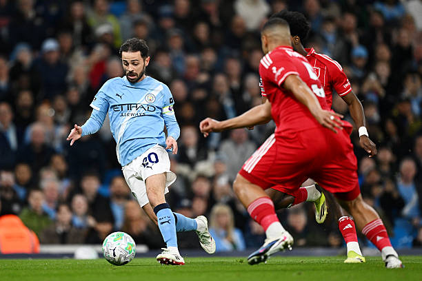 Bernardo Silva — 6.4: Trải qua một trận cầu bế tắc. Không thể tạo ra không gian chơi bóng cho các đồng đội như thường lệ và liên tục để mất bóng trước lối đá áp sát từ các bóng áo đỏ.