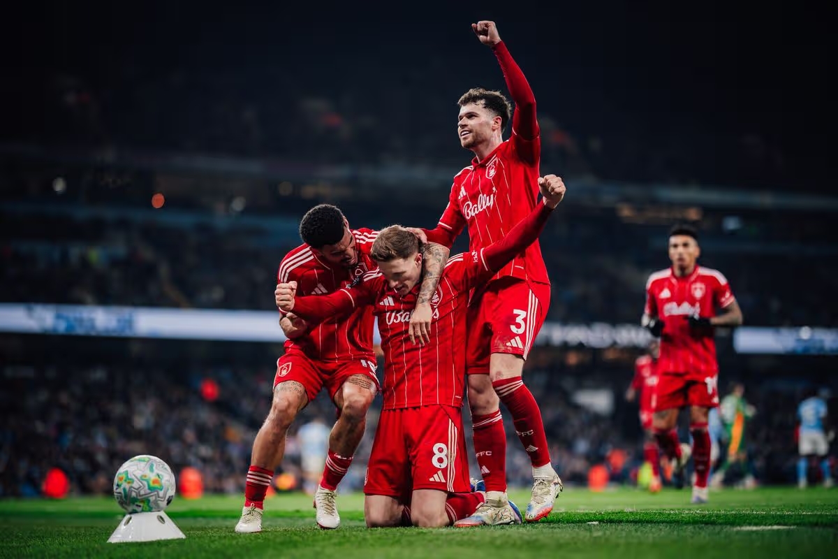 Forest gi&agrave;nh lại 1 điểm tr&ecirc;n s&acirc;n Etihad.