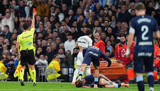 Real Madrid bị đuổi 2 người ở trận đấu với Celta Vigo ở lượt đi.